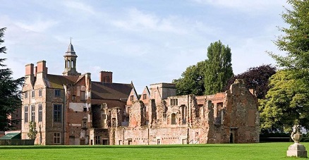 A picture of Rufford Abbey in spring