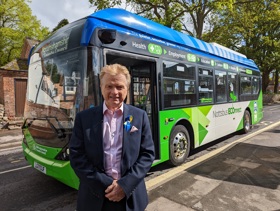 Nottsbus ECOnnect 33 and Councillor Neil Clarke MBE, Chairman of the Transport and Environment Committee (Nottinghamshire County Council)
